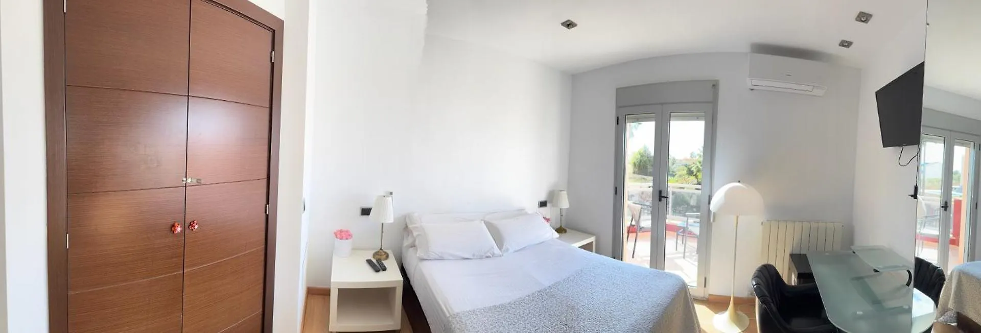 Red House Bed & Breakfast Llucmajor