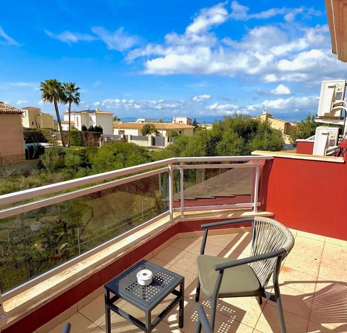 Red House Bed & Breakfast Llucmajor  Homestay Llucmajor (Mallorca)