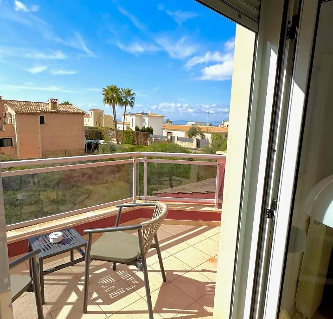 Red House Bed & Breakfast Llucmajor  Llucmajor (Mallorca)