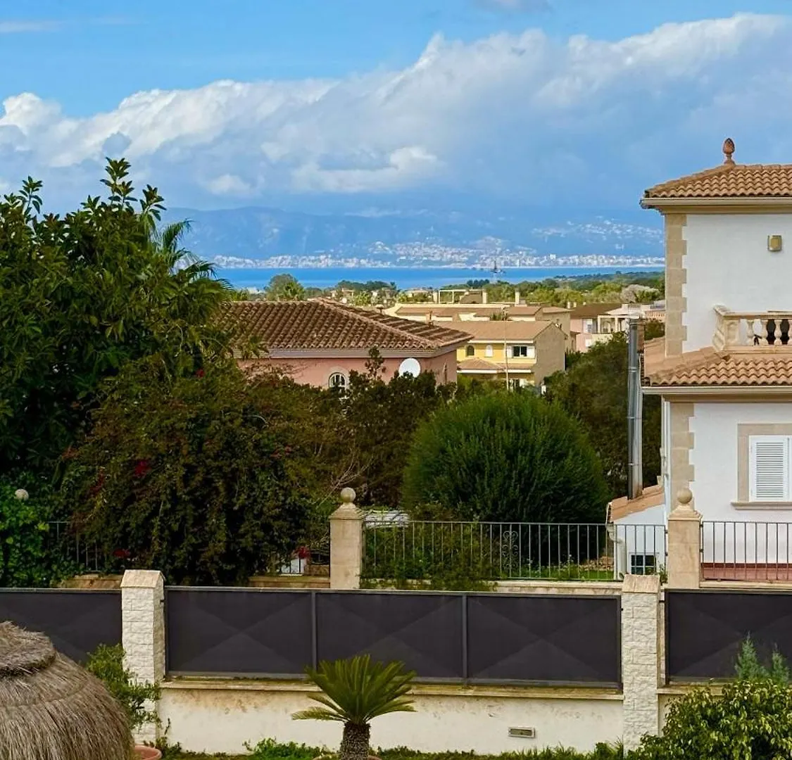 Red House Bed & Breakfast Llucmajor  0*, Llucmajor (Mallorca)