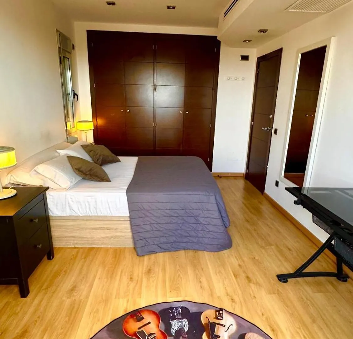 Red House Bed & Breakfast Llucmajor  0*, Llucmajor (Mallorca) Spain