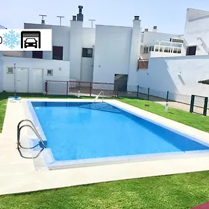  Apartment Atico Premium Conil Con 2 Terrazas, Parking, Piscina, Aire Ac Y Wifi -solo Familias Y Parejas- Spanien